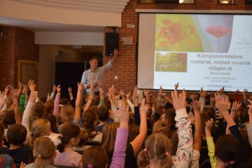 Ismeretterjesztő előadás gyerekeknek az állatok világnapján