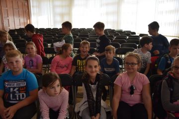 Ismeretterjesztő előadás gyerekeknek az állatok világnapján