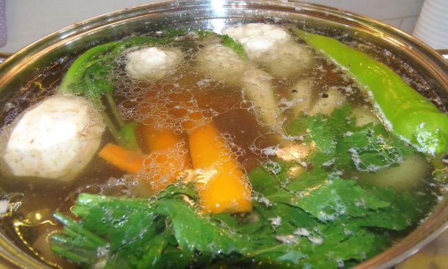 Orjaleves Édesanyám csurgatott tésztájával