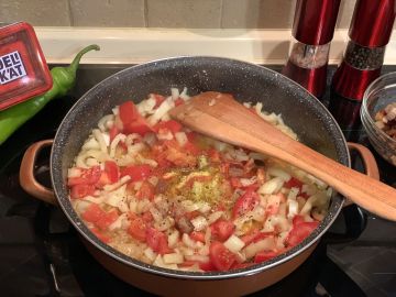 Harcsapaprikás - Elkészítése