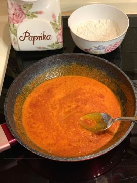 Harcsapaprikás - Elkészítése