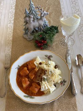 Harcsapaprikás túrós csuszával