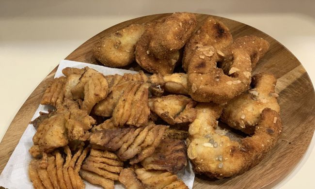 Rántott harcsaszeletek és haltepertő