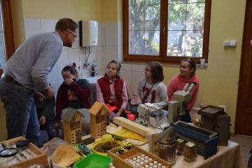 Kis biológusok, természet barátok találkozása Sipos Gazdával