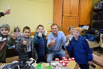 Kis biológusok, természet barátok találkozása Sipos Gazdával