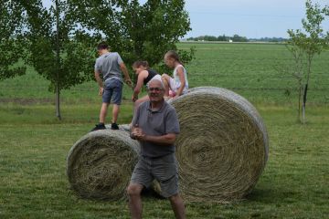 Szőnyis kisdiákok vidáman tanulhattak a Gyömrei tanyán