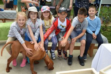 Szőnyis kisdiákok vidáman tanulhattak a Gyömrei tanyán