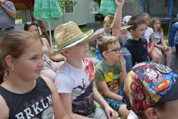 Szőnyis kisdiákok vidáman tanulhattak a Gyömrei tanyán