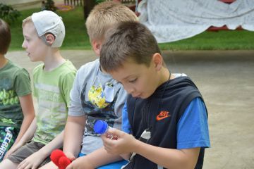 Szőnyis kisdiákok vidáman tanulhattak a Gyömrei tanyán