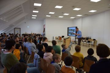 HISZÖK Nap- Óvd a teremtett világot!