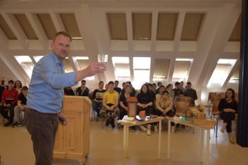 HISZÖK Nap- Óvd a teremtett világot!