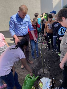 HISZÖK Nap- Óvd a teremtett világot!